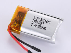 LP651523 3.7V 200MAH प्रिज्माटिक पॉलिमर लिथियम आयन रिचार्जेबल सेल आकार और कार्य का सही संयोजन