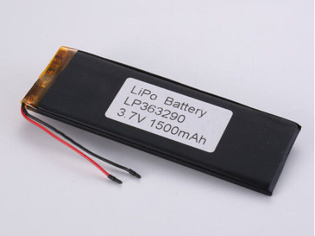 चांदी 3.7V 1500MAH ली आयन बैटरी निर्माता उच्च क्षमता वाले लीपो पैक के साथ ग्रेड और 1C पीक डिस्चार्ज दर