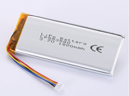 LP553580 3.7V 1800MAH लिथियम आयन बैटरी निर्माता डिस्चार्ज दर हाँ और सीई प्रमाणन के साथ पॉलीमर लिथियम आयन रिचार्जेबल सेल