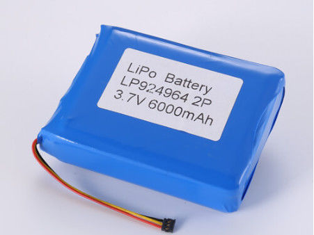500 चक्र 3.7V 6000mAh ली-आयन बैटरी ग्रेड ए ली-पॉलिमर सेल डिस्चार्ज तापमान -20°C से 60°C
