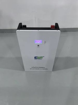 विश्वसनीय EWT LiFePO4 51.2V 100Ah 5.12kWh सौर होम और ऑफ-ग्रिड सिस्टम के लिए बैटरी
